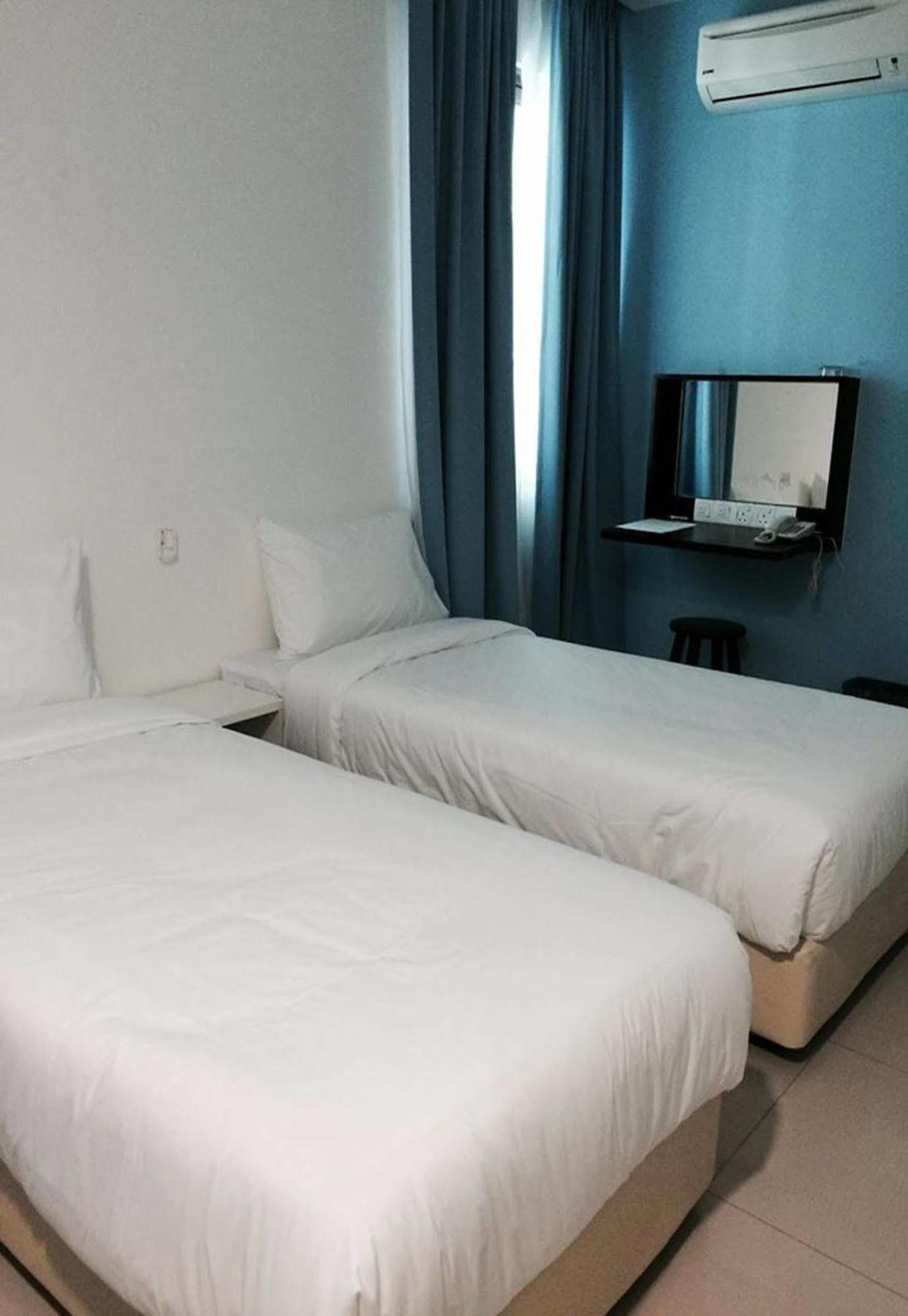 Yy48 Hotel 2 Mins Walk From Masjid Jamek Lrt Station Kuala Lumpur Zewnętrze zdjęcie